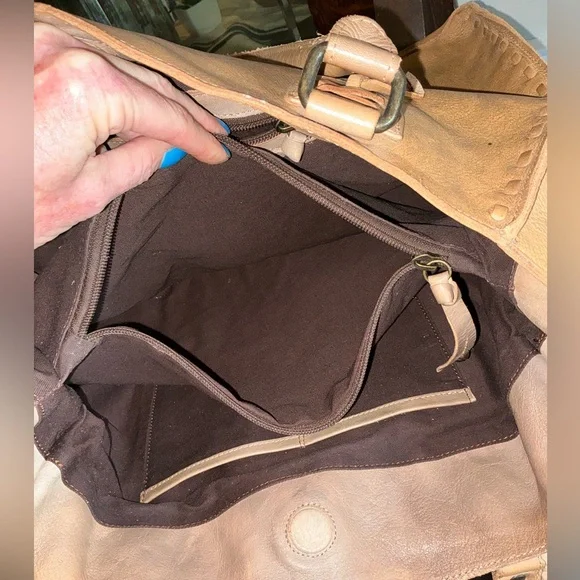 NWT Bed Stu Leather Rockaway Shoulder Bag Crossbody Tote Taupe Driftwood $345 - Picture 8 of 11